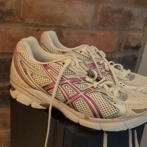BNw/oB Asics Gel-1150 Ladies Running Shoes, Size US10